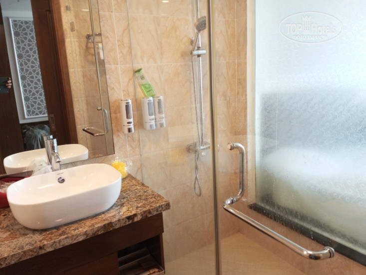 New photos from tourists Century Hotel Danang 4*