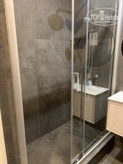 New photos from tourists Roomi 4*