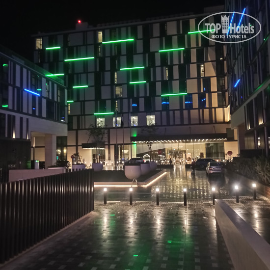 New photos from tourists Holiday Inn Dubai Al-Maktoum Airport 4*