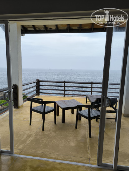 Hotelier's photos Lands End Villa 3*