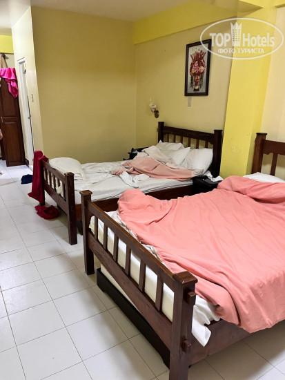 New photos from tourists DeLuna Hotel