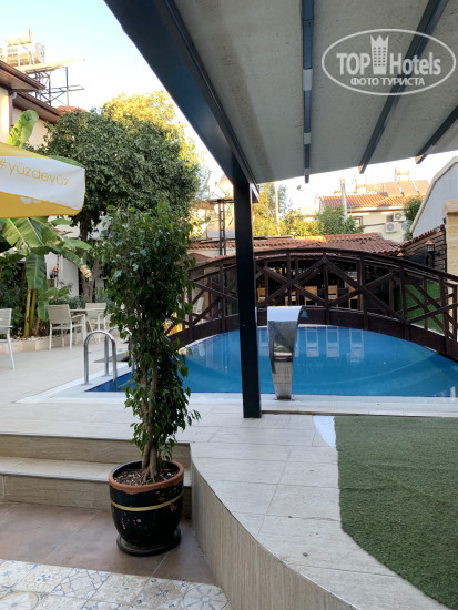 Фотографии отеля  Castle Old Town 