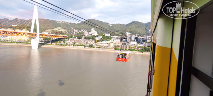 Новые добавленные фото туристов Hampton by Hilton Jiefangbei Hongyadong River View 4*