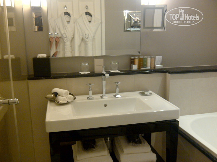 New photos from tourists Le Burgundy 5*