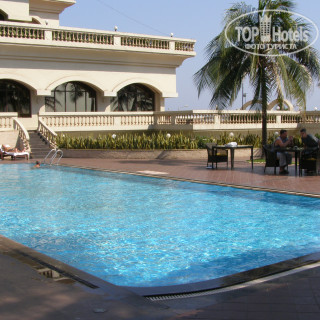 Фото The Gateway Hotel