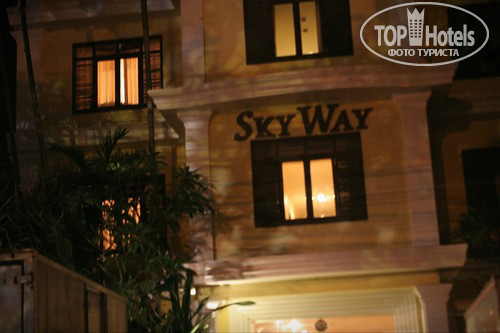 Hotelier's photos Skyway Hotel 3*