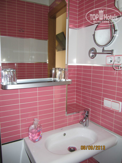 New photos from tourists Madrid City Rooms 2*