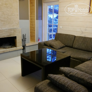 Photos Karjalan Lomahovi