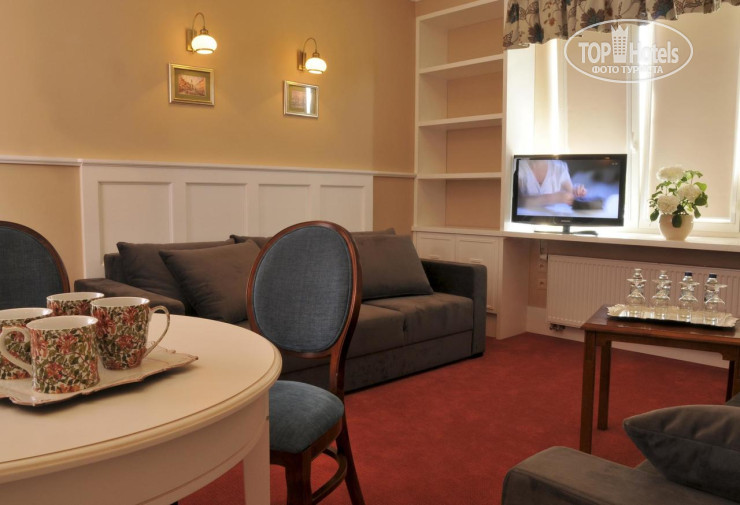 Hotel photo American House Hennela 