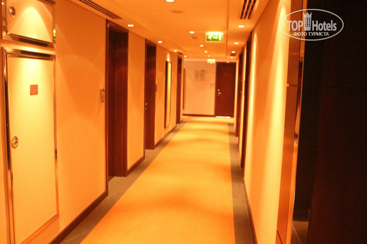 Hotelier's photos Centro Capital Centre 3*